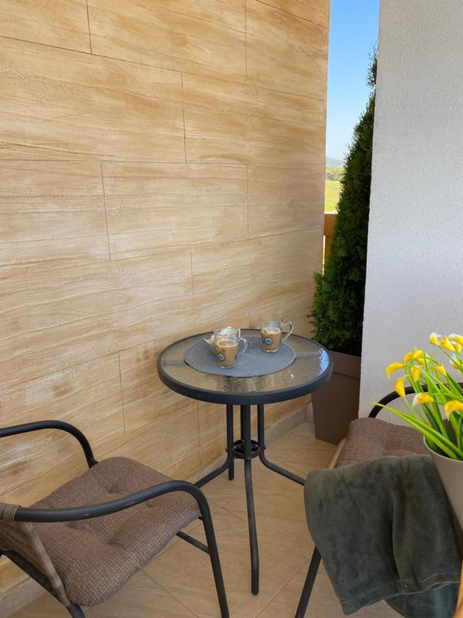 Lux Nena 29 -